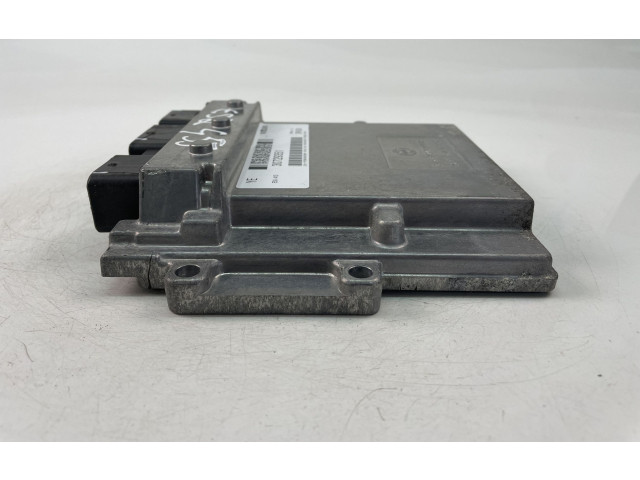 Блок управления двигателем Блок управления 30729351 Volvo V70