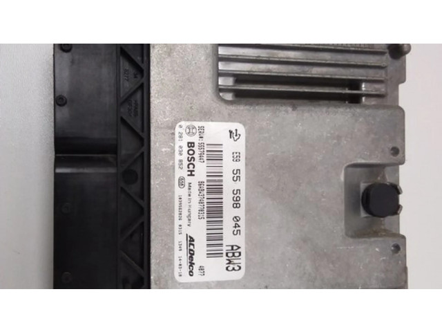 Řídící jednotka 55598045, 0281030852 Opel Zafira C 2014