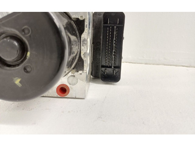 Блок управления АБС 31329138   Volvo V60