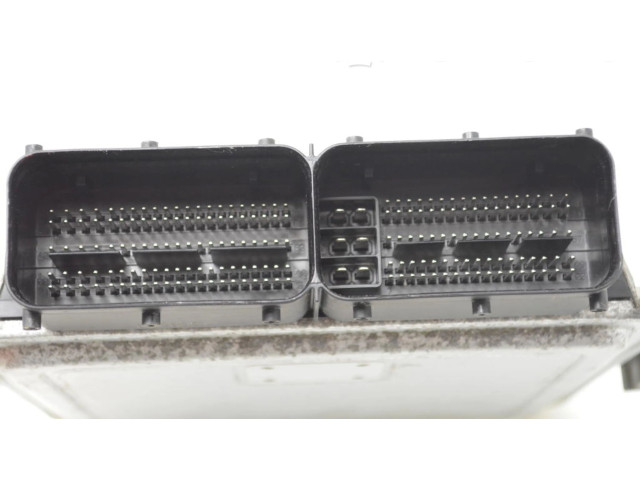 Блок управления двигателя 391002U205 KIA Ceed