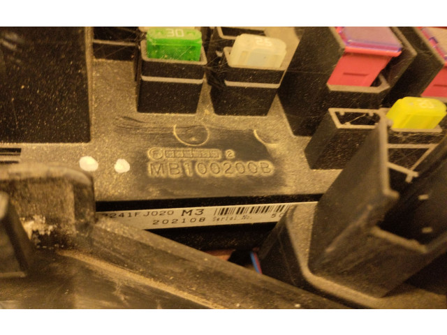 Pojistková skříňka 82241FJ020, MB100200B Subaru XV 2012