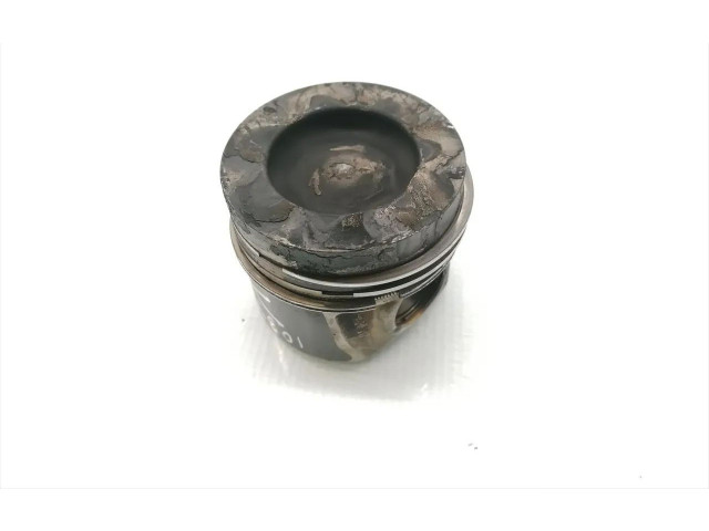 Píst Volkswagen Caddy