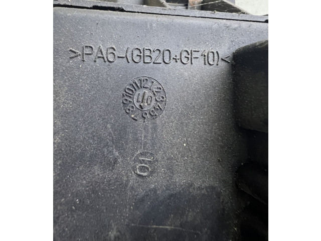 Блок предохранителей 04831433AA, 518722103 Jeep Grand Cherokee (WJ)