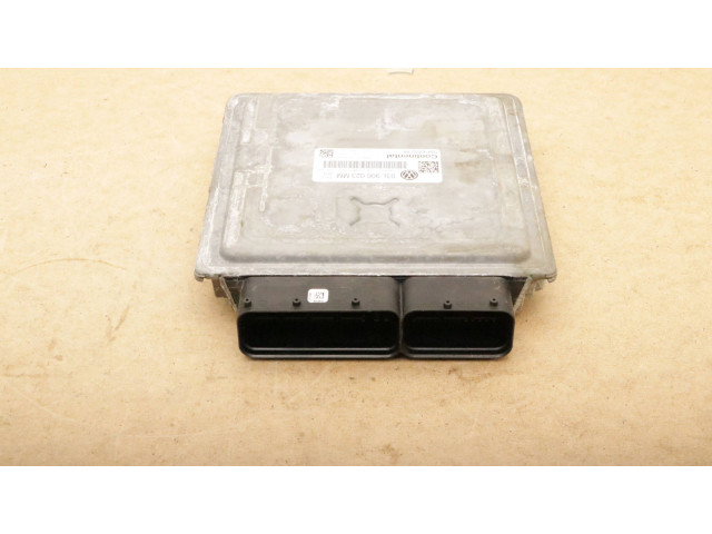 Řídící jednotka 03F906070L, 5WP44790   Volkswagen Caddy 2012