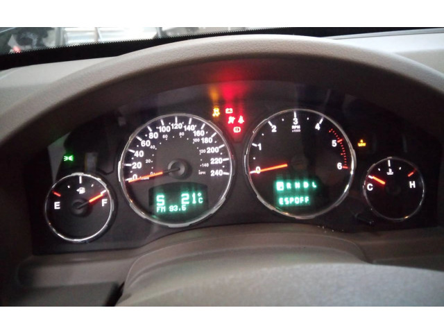 Панель приборов 5DF57MA8, 56007196   Jeep Cherokee       