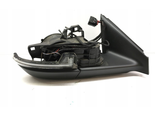 Зеркало электрическое        Skoda Karoq  2017 -  года   