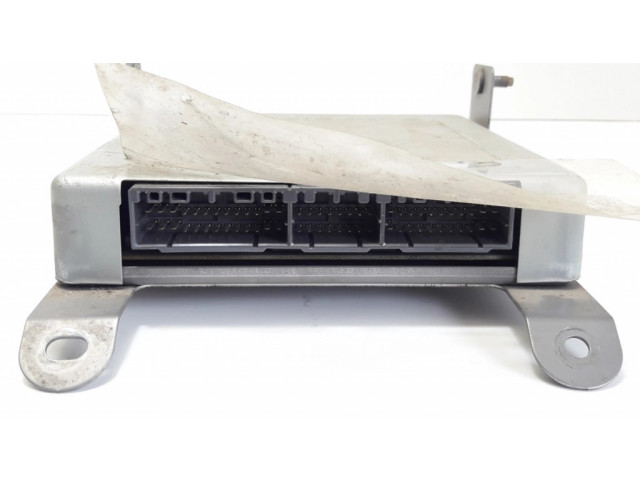 Блок управления двигателя B3P718881A   Mazda 323