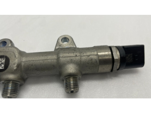 Топливная рампа 8514154, 0445214315 BMW 1 F20 F21 1.8