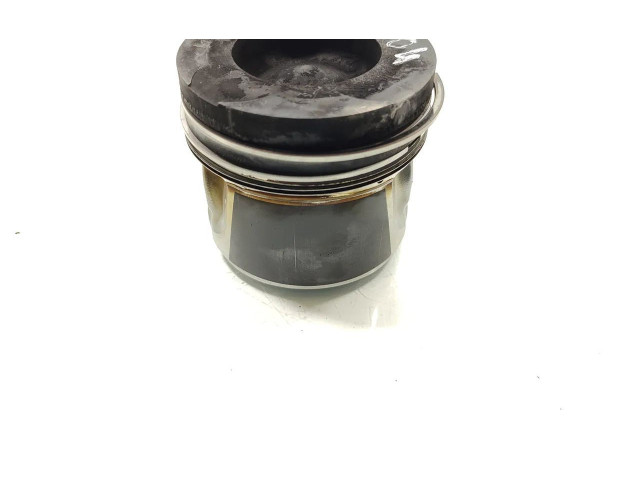  Поршень YD22DDTi   Nissan X-Trail T30  