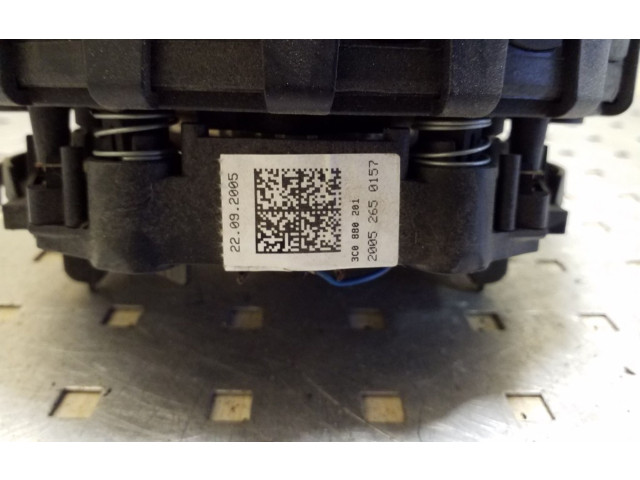 Подушка безопасности водителя 3C0880201   Volkswagen PASSAT B6