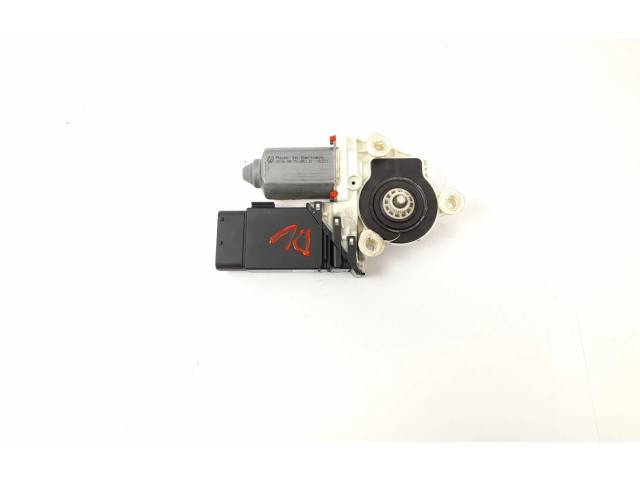 Передний двигатель механизма для подъема окон