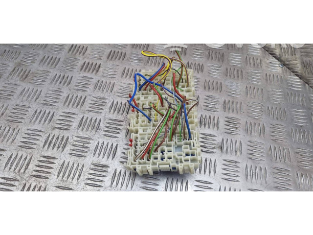 Блок предохранителей BS7T14K131AA Ford Galaxy