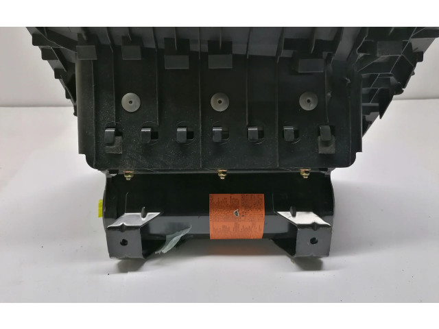 Подушка безопасности пассажира CB8057K7002 Mazda Premacy