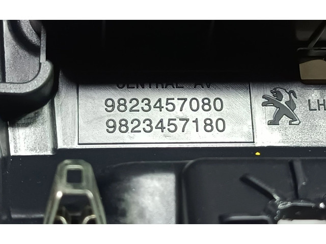 Блок управления климат-контролем 9823457080   Peugeot 2008 II