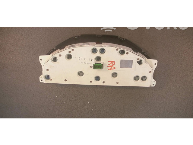 Панель приборов    Volvo V70       