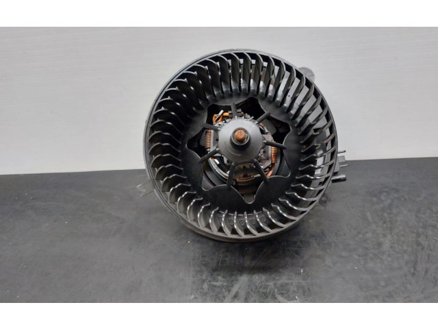 Вентилятор печки 5Q1819021A Volkswagen Golf VII