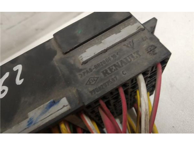 Блок предохранителей  7703297597c, 7703297597C   Renault Clio II    