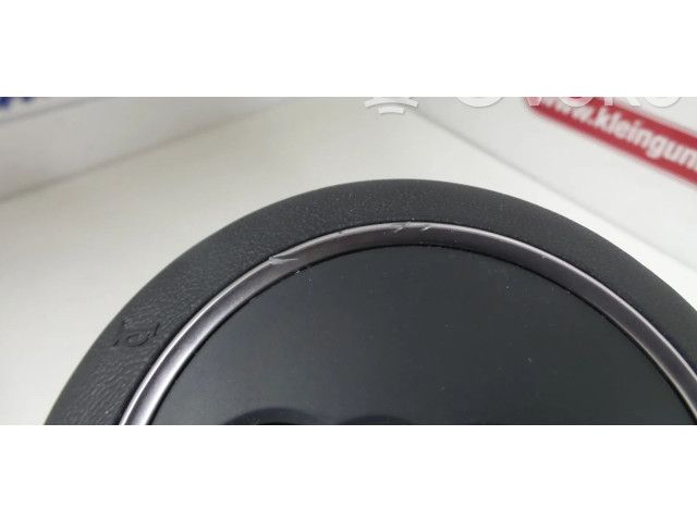 Подушка безопасности водителя 81A880201L Audi Q2 -