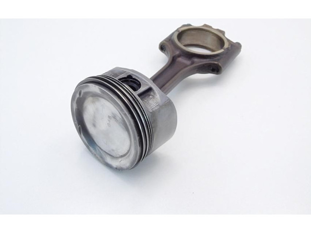 Поршень с шатуном       Volvo XC90  2014 -  года   