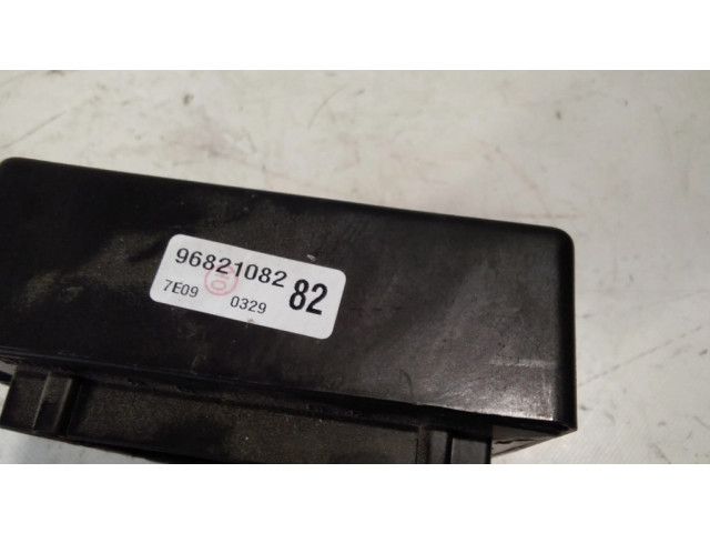 Pojistková skříňka 96821082 Chevrolet Captiva 2007