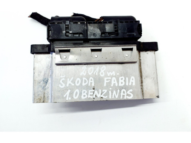Блок управления двигателя 04C907309BJ Skoda Fabia Mk3 (NJ)