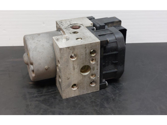 Блок АБС MR249754, 0130108040 Mitsubishi Carisma 1996 - 1999 года