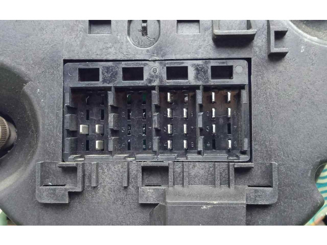 Панель приборов 015010731-19598101   Nissan Laurel       