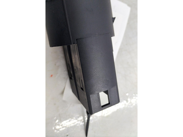 Ручка поворотов/ фонарей 6R0941531FAPV    Volkswagen Multivan T5