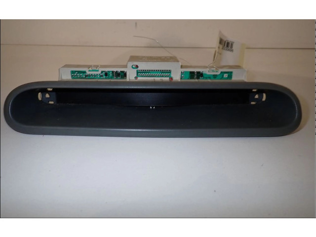 Дисплей    8200607906   Renault Twingo I