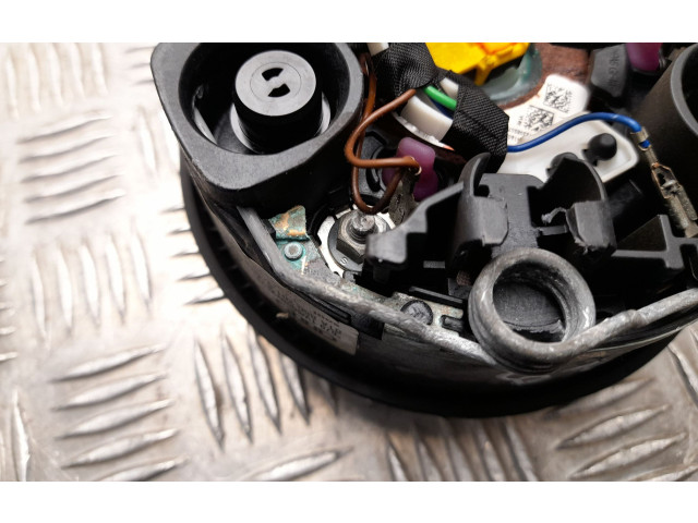 Подушка безопасности водителя 81A880201S, M7777   Audi Q2 -