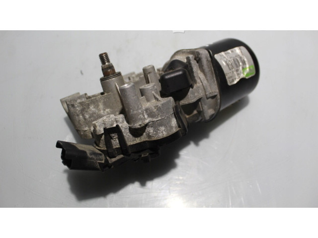 Двигатель стеклоочистителей