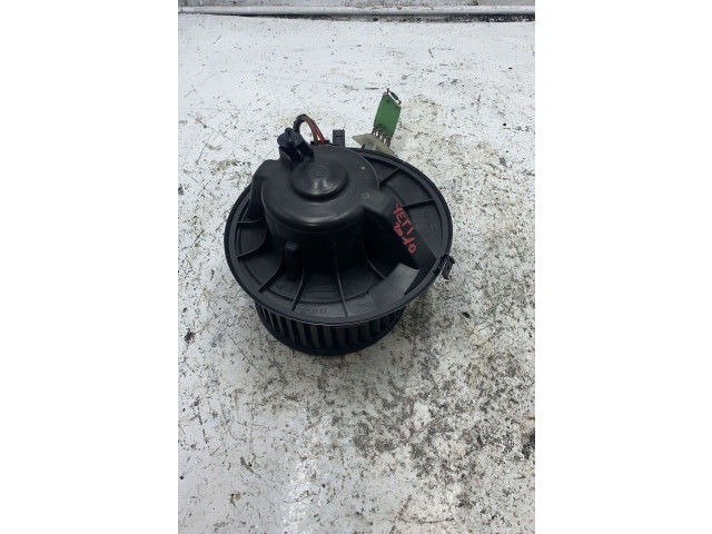 Вентилятор печки Skoda Yeti (5L)