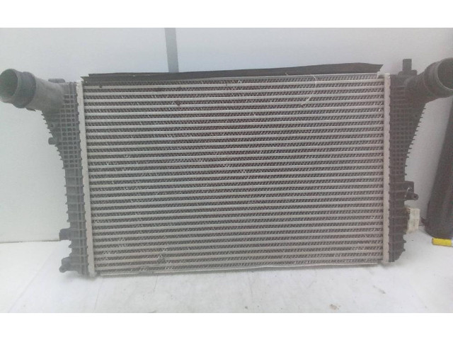 Интеркулер 1K0145803CA Volkswagen Caddy
