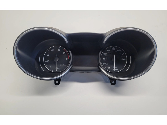 Přístrojová deska Alfa Romeo Stelvio 2020 50559452