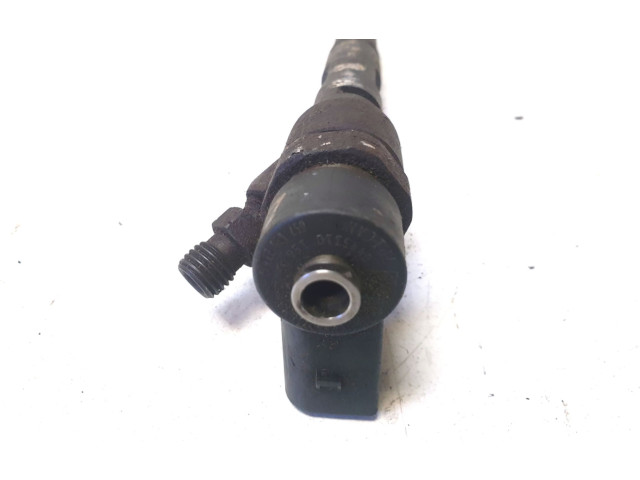 Vstřikovač 0445110158   Audi A8 S8 D3 4E    ASE 