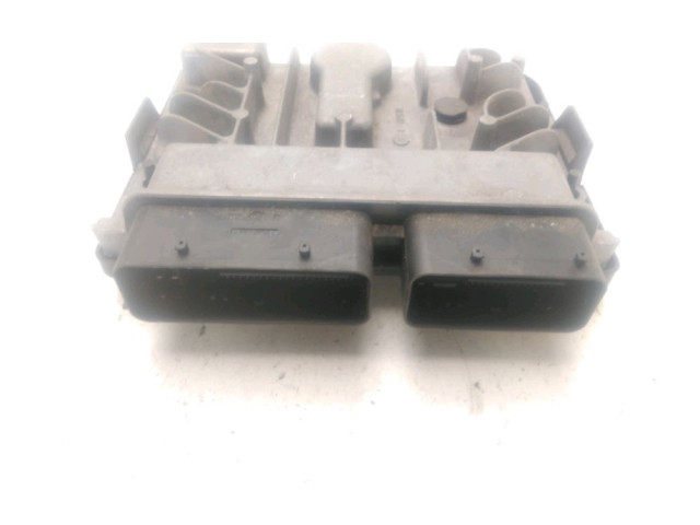 Блок управления двигателя 55579719, 55581805   Opel Meriva B