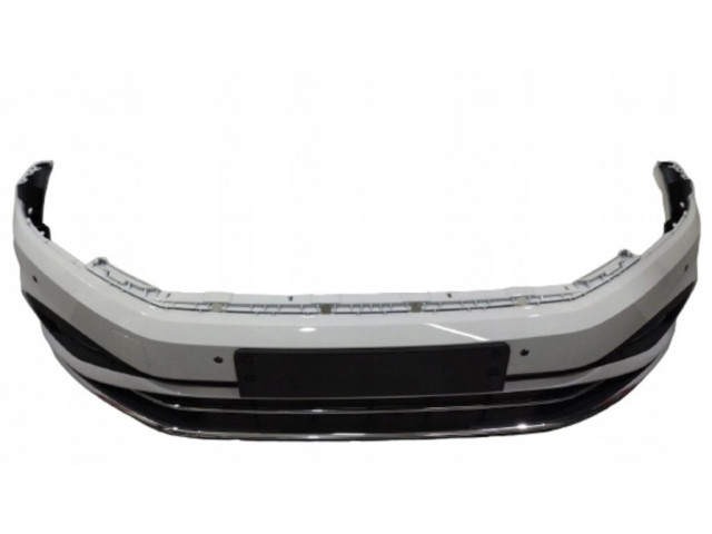 Передний бампер