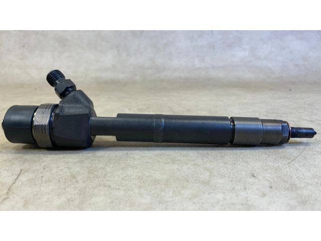 Vstřikovač A6280700387   Mercedes-Benz G W461 463  pro naftový motor 4.0  