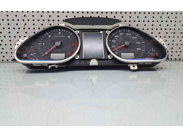 Přístrojová deska Audi Q7 4M 2006 4L0920981B