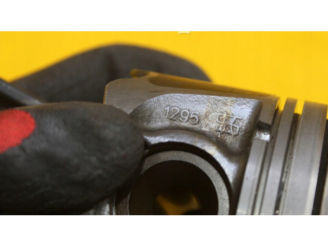 Píst Mercedes-Benz A W169