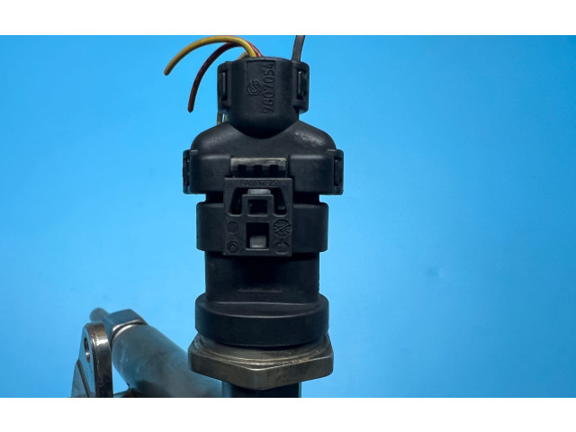 Vstřikovací lišta A2700780645, A2700701400 Mercedes-Benz GLA W156 270910