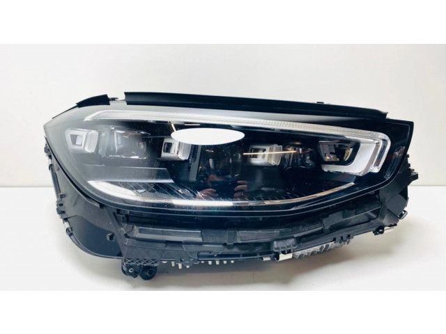 Передняя фара