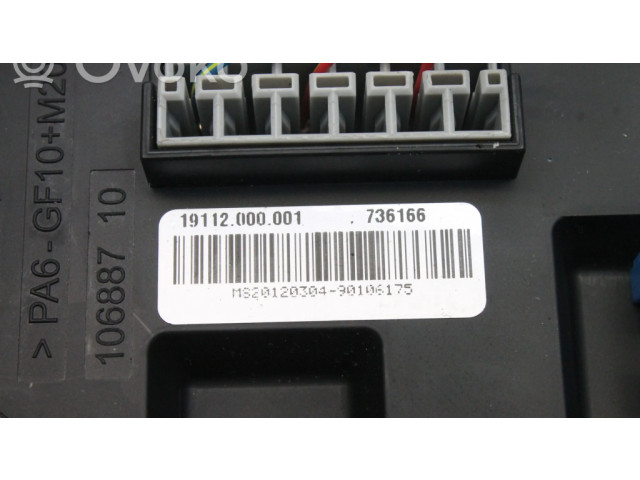   Pojistková skříňka 9261110   BMW 1 F20 F21 2012