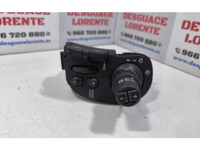 Ручка стеклоочистителей 88103003116   Renault Clio III