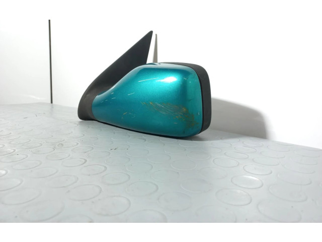 Zpětné zrcátko Peugeot 106