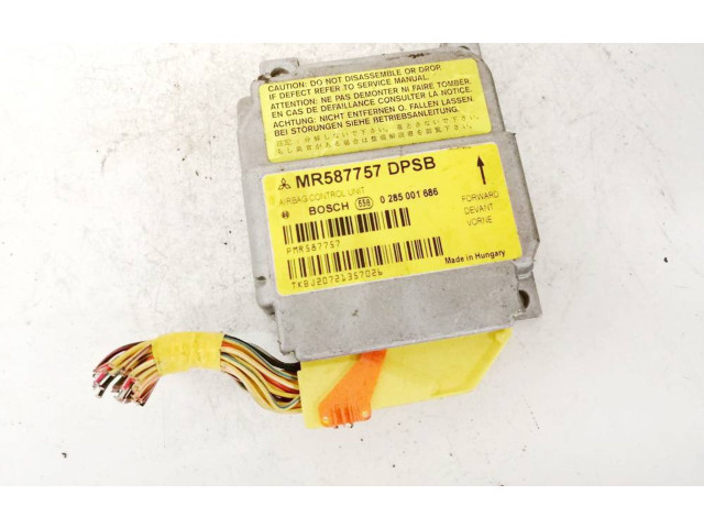 Блок управления надувных подушек 0285001686, mr587757 Mitsubishi Colt