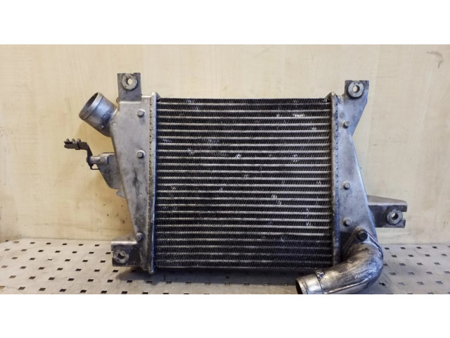 Интеркулер  D2053B17   Nissan X-Trail T30 2.2