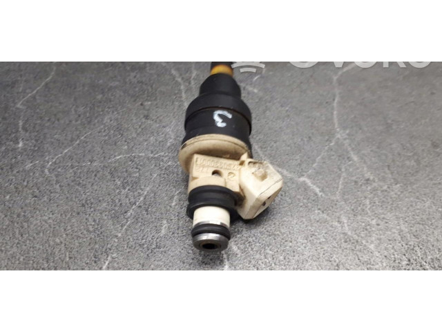 Vstřikovač 9250930001 Hyundai Lantra II