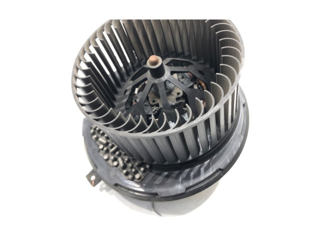 Вентилятор печки       Skoda Superb B6 (3T)