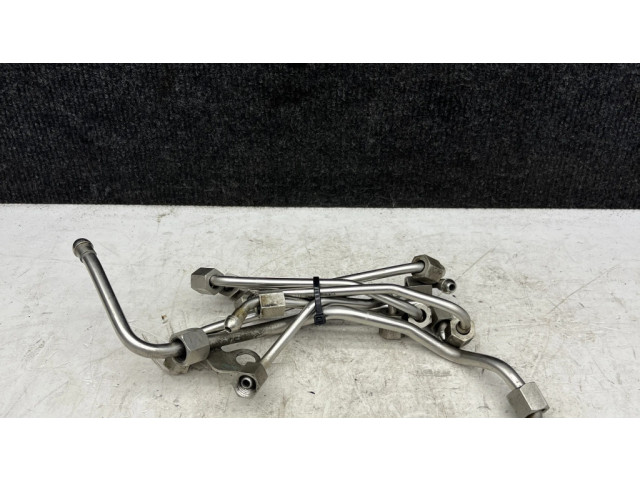 Vstřikovací lišta BMW 5 E60 E61 pro benzínový motor 3.0 N53B30A